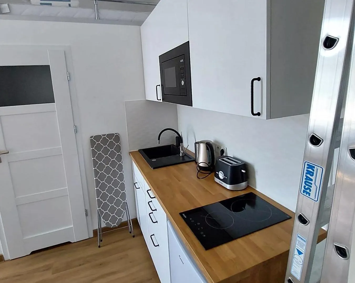 Old Town Stage Apartment One Krakow