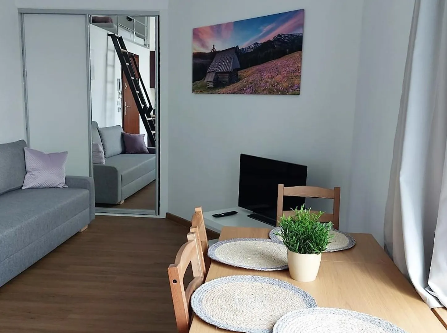 Old Town Stage Apartment One Krakow